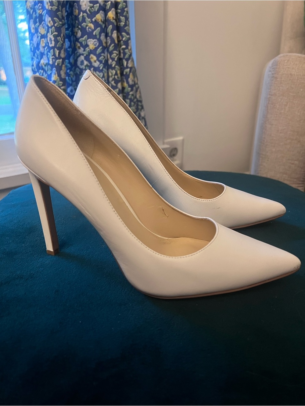 Nine West White Pointed-Toe High Heel Pumps